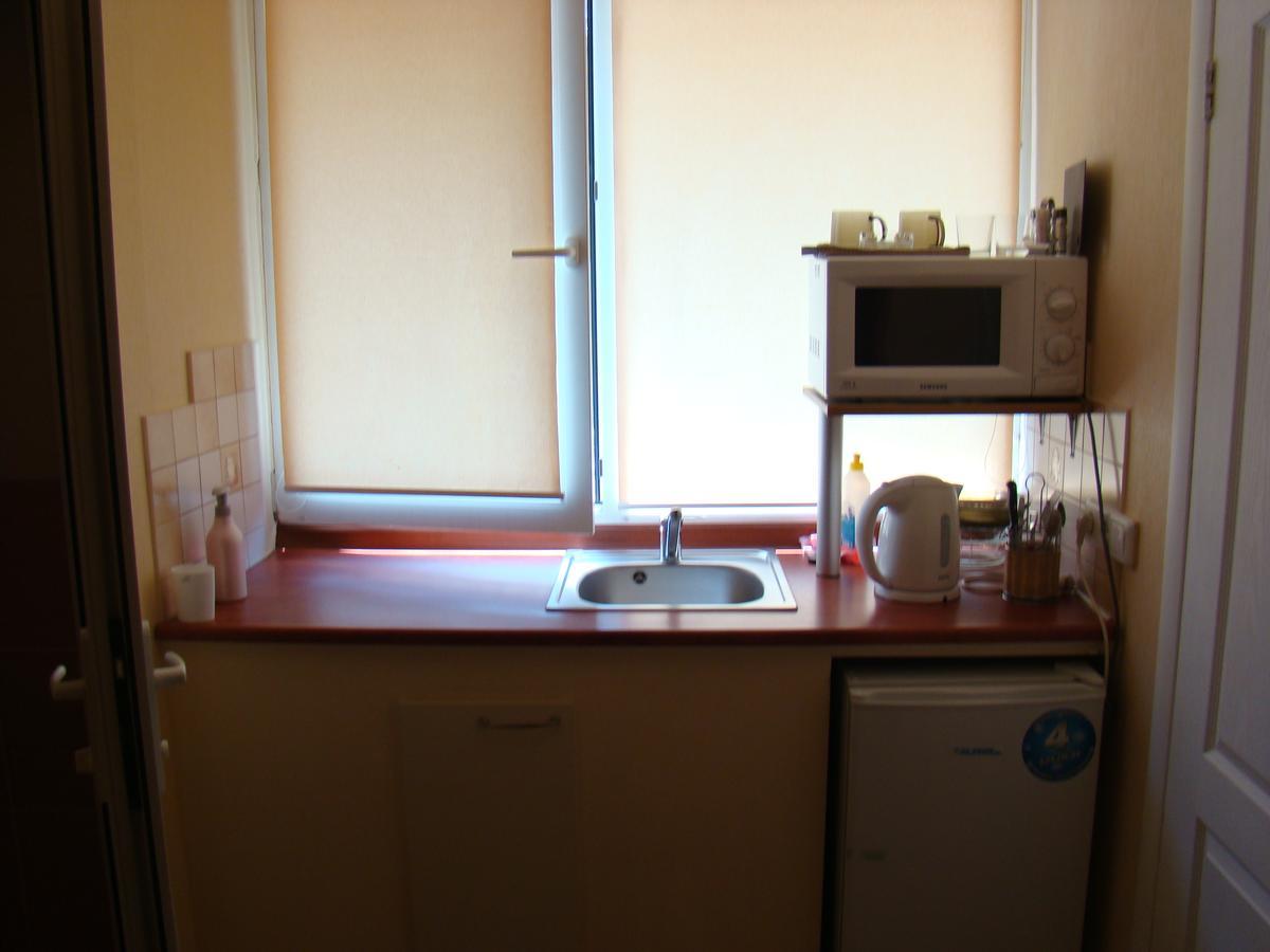 Mini-Hotel In Odessa Yard Extérieur photo