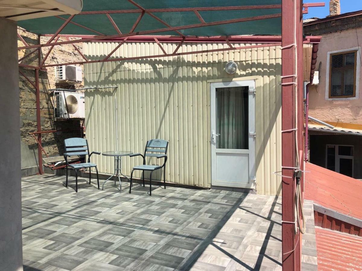 Mini-Hotel In Odessa Yard Extérieur photo